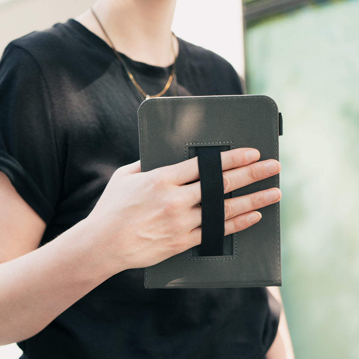 Kobo Aura H2O Edition 2 eReader Case with Strap and Stand