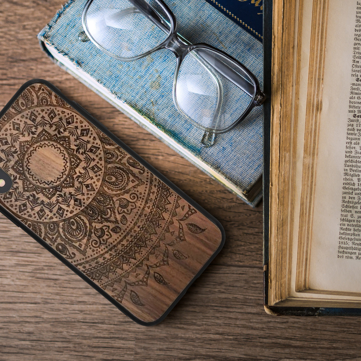 Wooden Hard Case with TPU Bumper for Apple iPhone XR Compass Vintage
