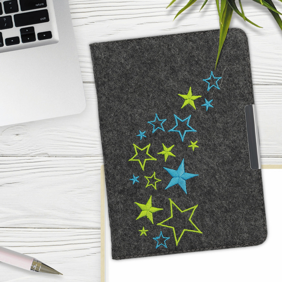 Tolino Vision 1 / 2 / 3 / 4 HD eReader Case Blue and Green Stars
