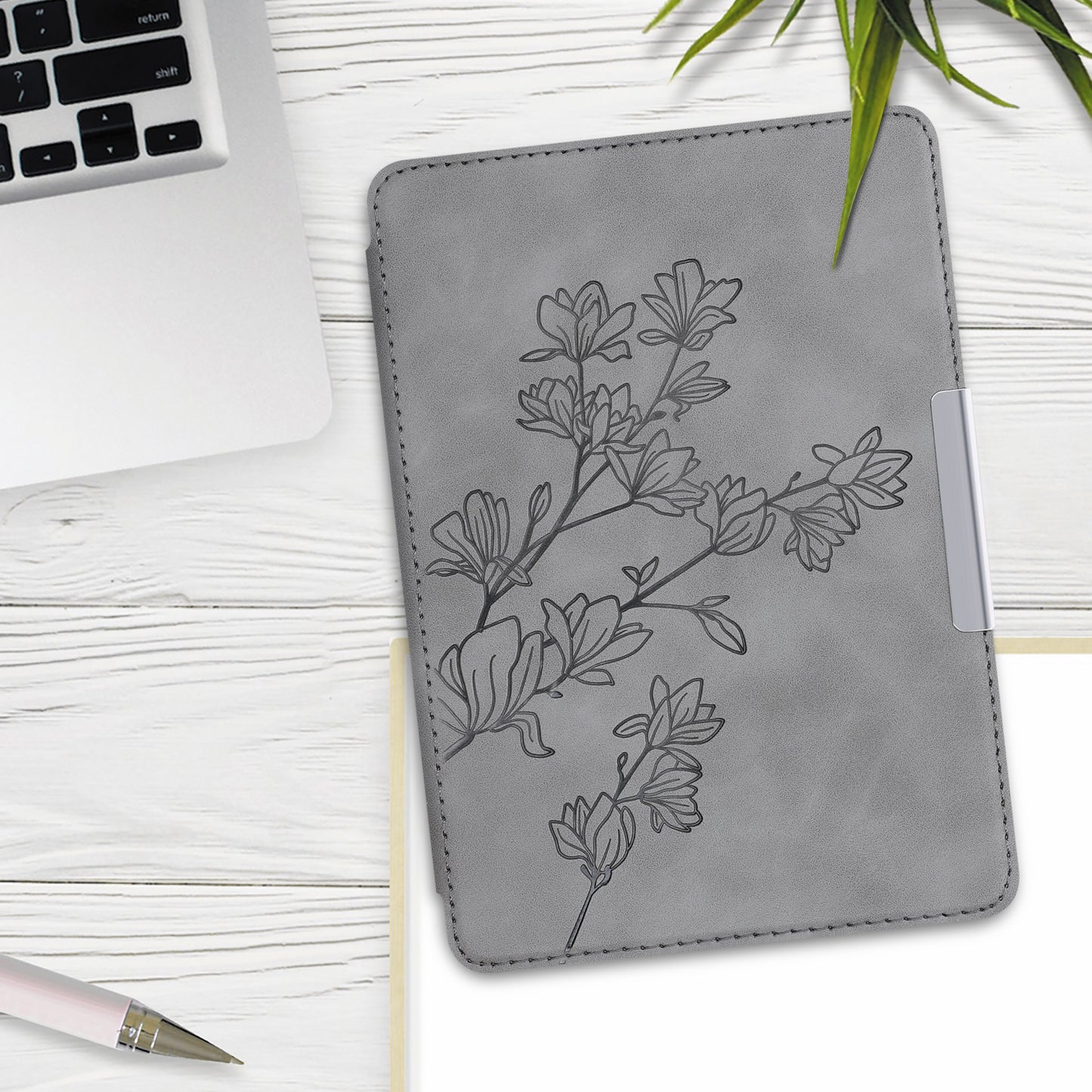 kwmobile Case for Amazon Kindle Paperwhite (10th Gen - 2018) Cover - eReader Faux Leather Case with Auto Sleep Function - Dandelion Love