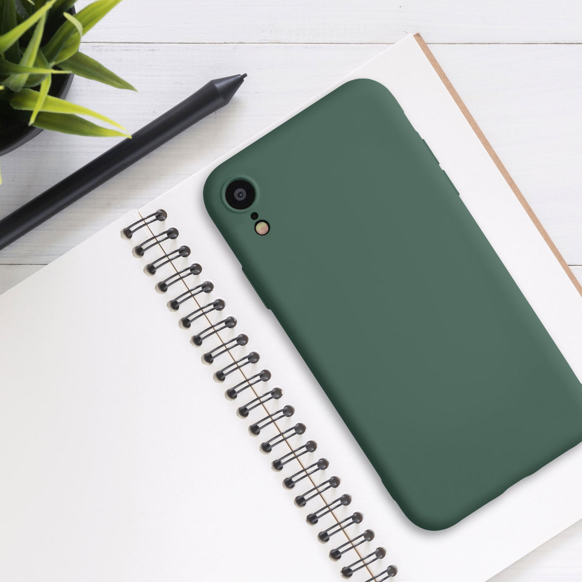kwmobile Case Compatible with Apple iPhone XR - Rubberized Silicone Phone Cover - Wireless Charging Protective Case - Cover