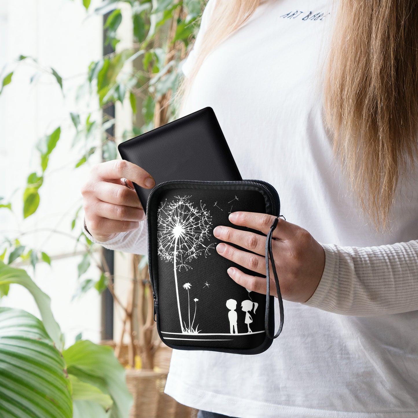 kwmobile Bag for eReader Protective Case Galaxy Tree Meadow 17 x 12 x 2 cm Inner Dimensions