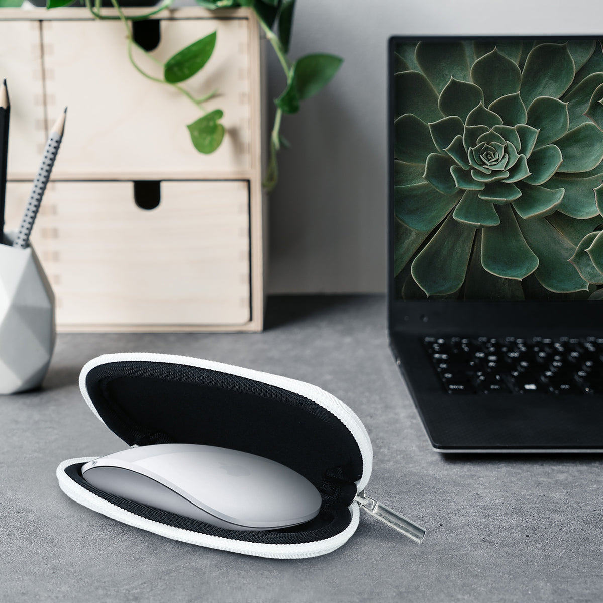 Magic Mouse 1 / 2 Pouch Neoprene