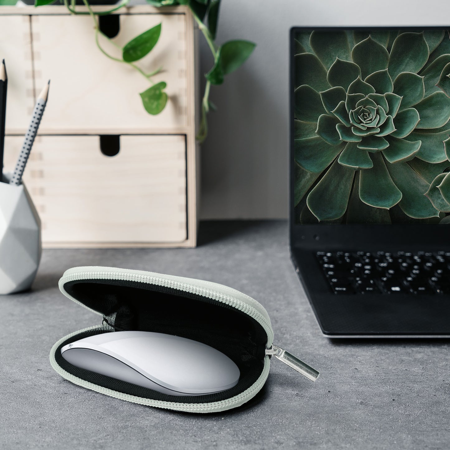 Magic Mouse 1 / 2 Pouch Neoprene