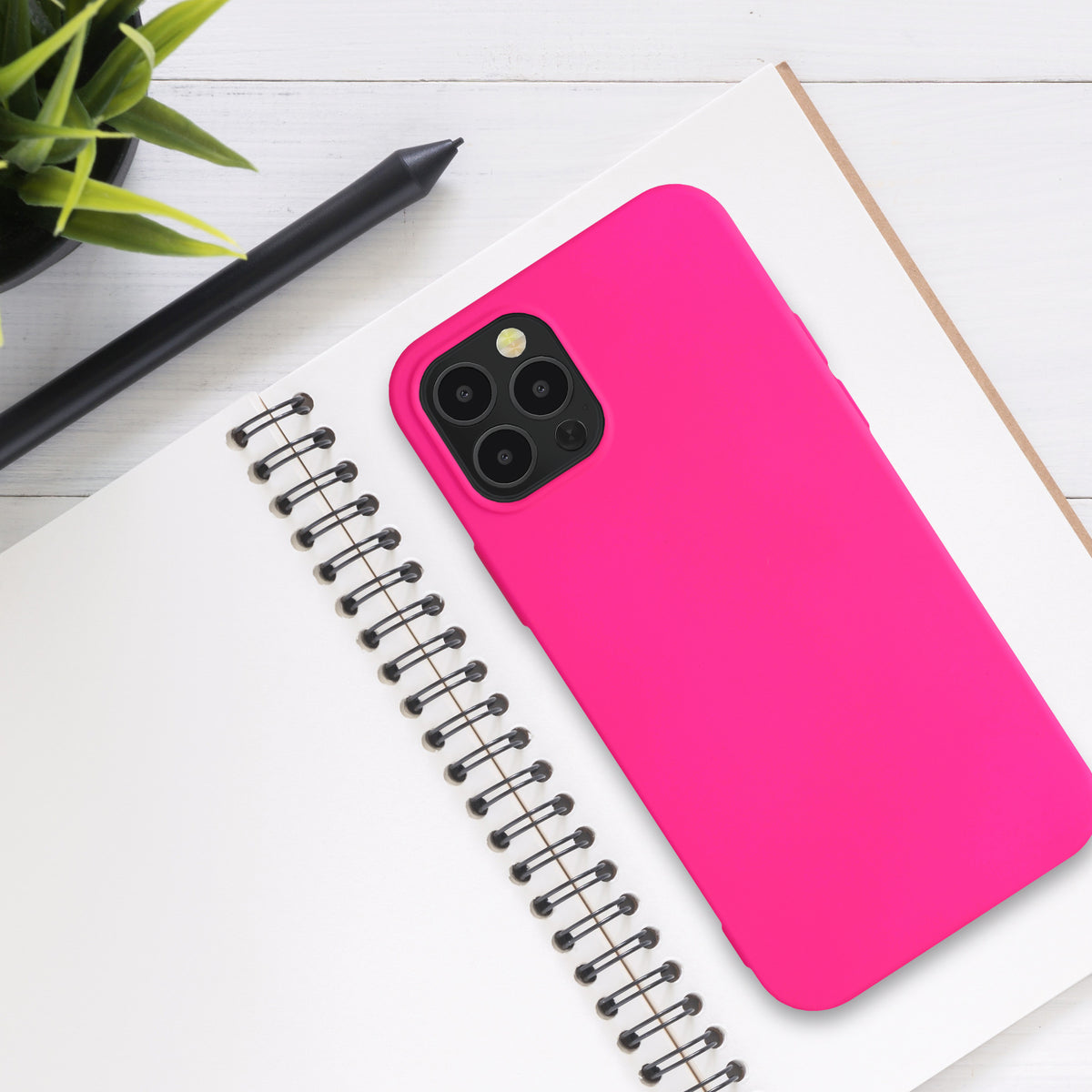 kwmobile Case Compatible with Apple iPhone 12 / iPhone 12 Pro - Protective Cover for Wireless Charging - Case