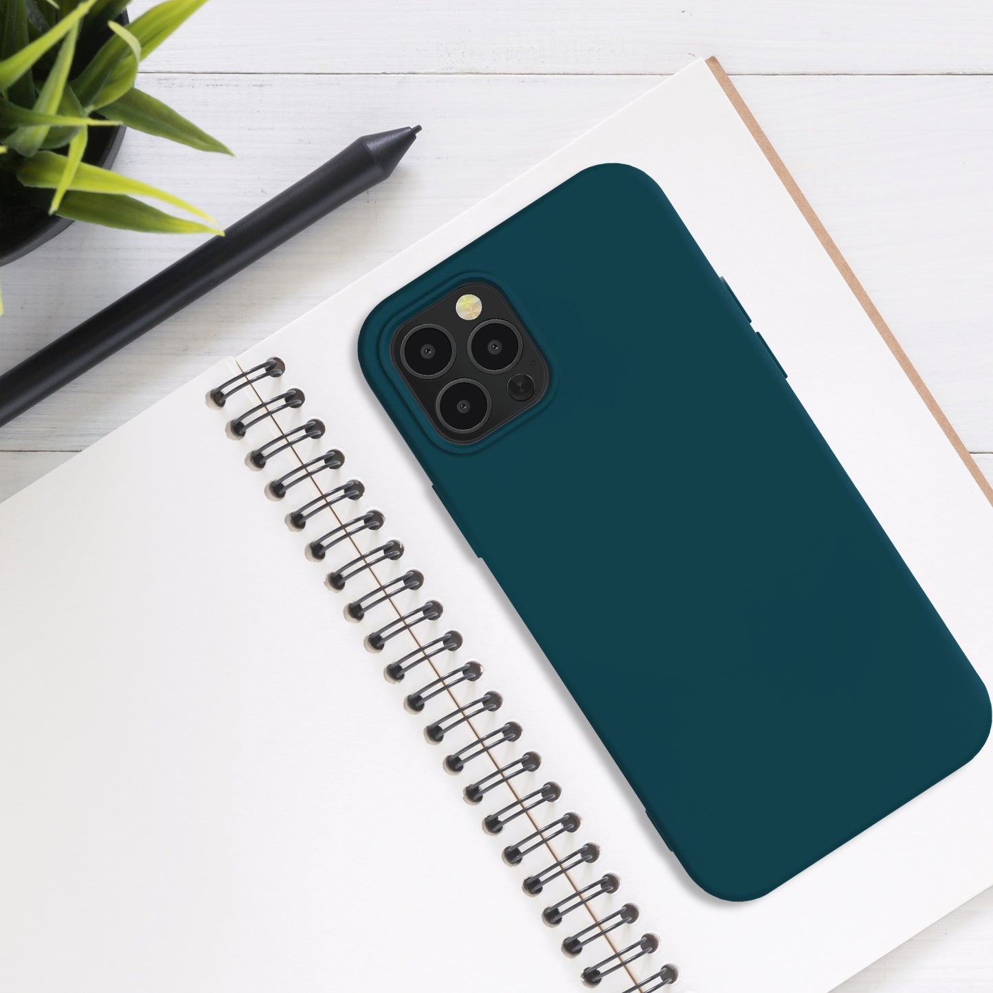 kwmobile Case Compatible with Apple iPhone 12 / iPhone 12 Pro - Protective Cover for Wireless Charging - Case