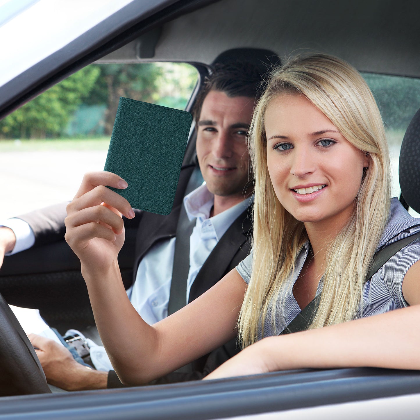 kwmobile Car Registration Holder with Card Slots Pouch Case for Car Registration Certificate Driver's License
