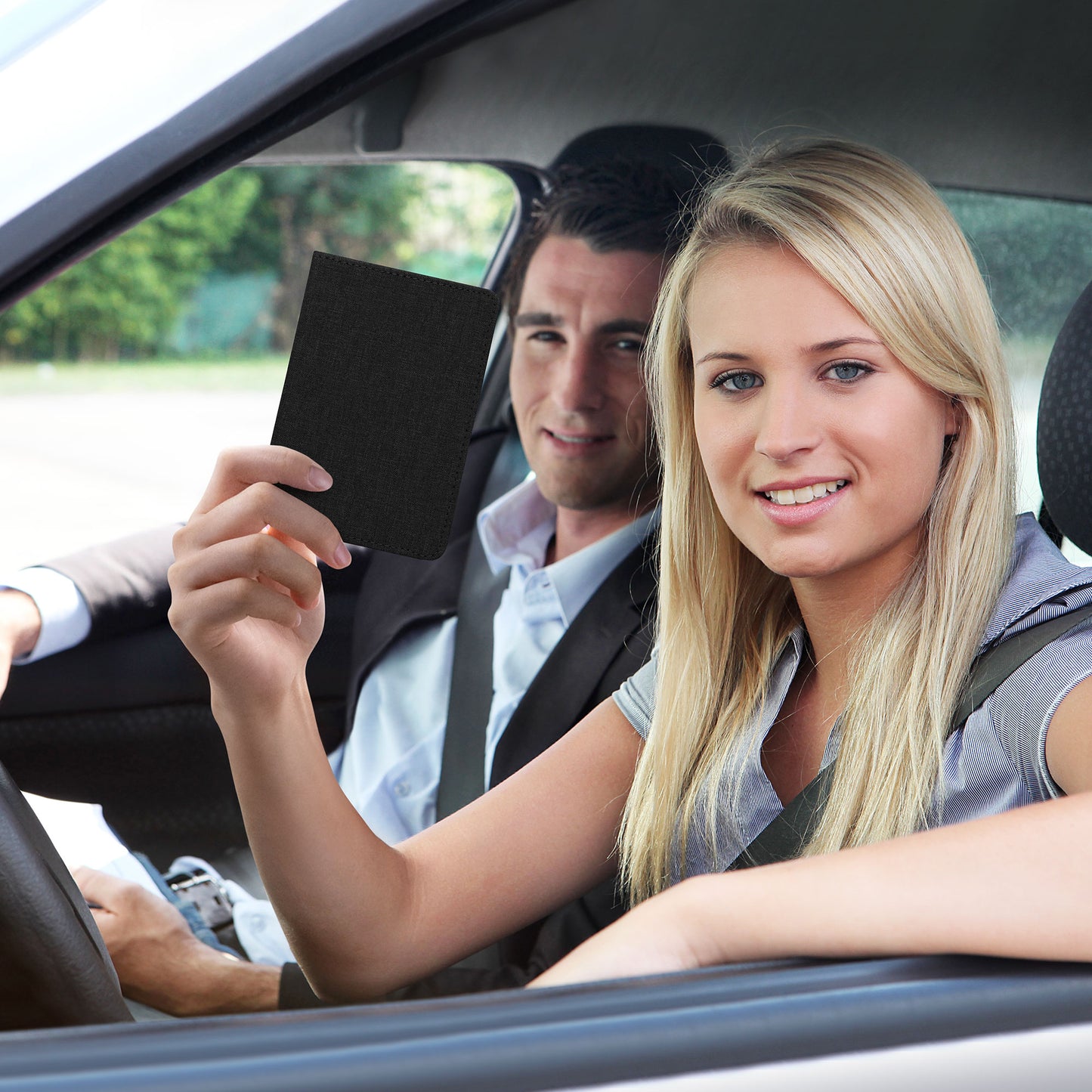 kwmobile Car Registration Holder with Card Slots Pouch Case for Car Registration Certificate Driver's License