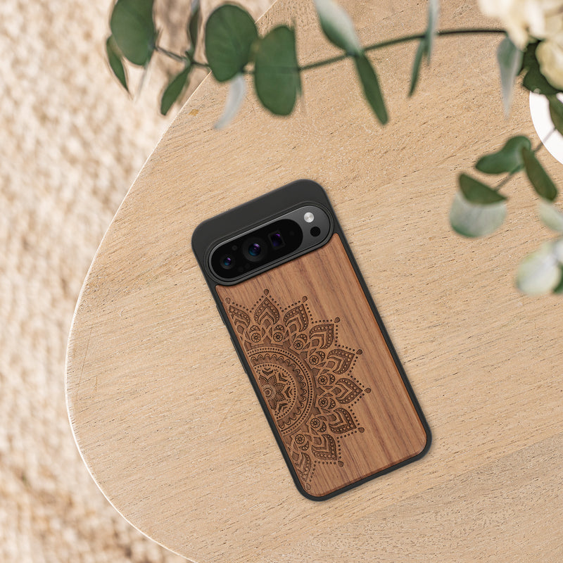 kwmobile Case Compatible with Google Pixel 9 Pro XL Case - Phone Cover - TPU Phone Case Compass Vintage
