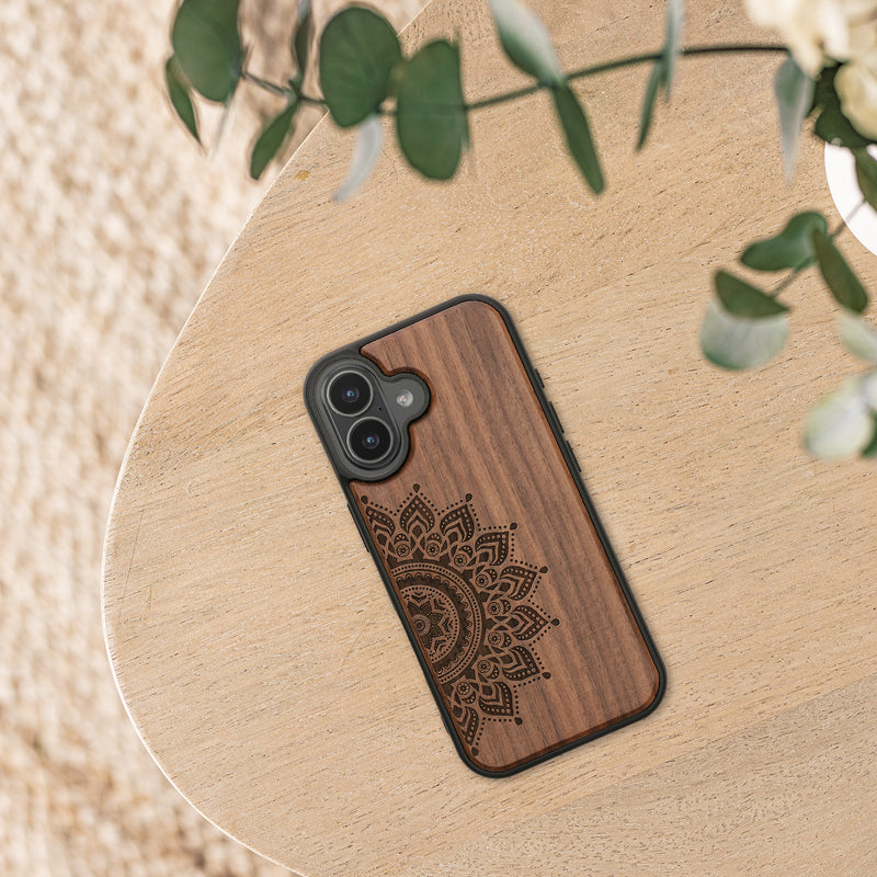 kwmobile Hülle kompatibel mit iPhone 17 Hülle - Handy Cover - TPU Handyhülle Kompass Vintage