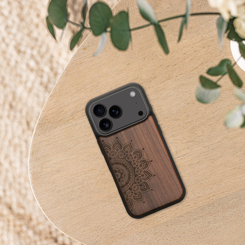kwmobile Hülle kompatibel mit iPhone 17 Pro Hülle - Handy Cover - TPU Handyhülle Kompass Vintage