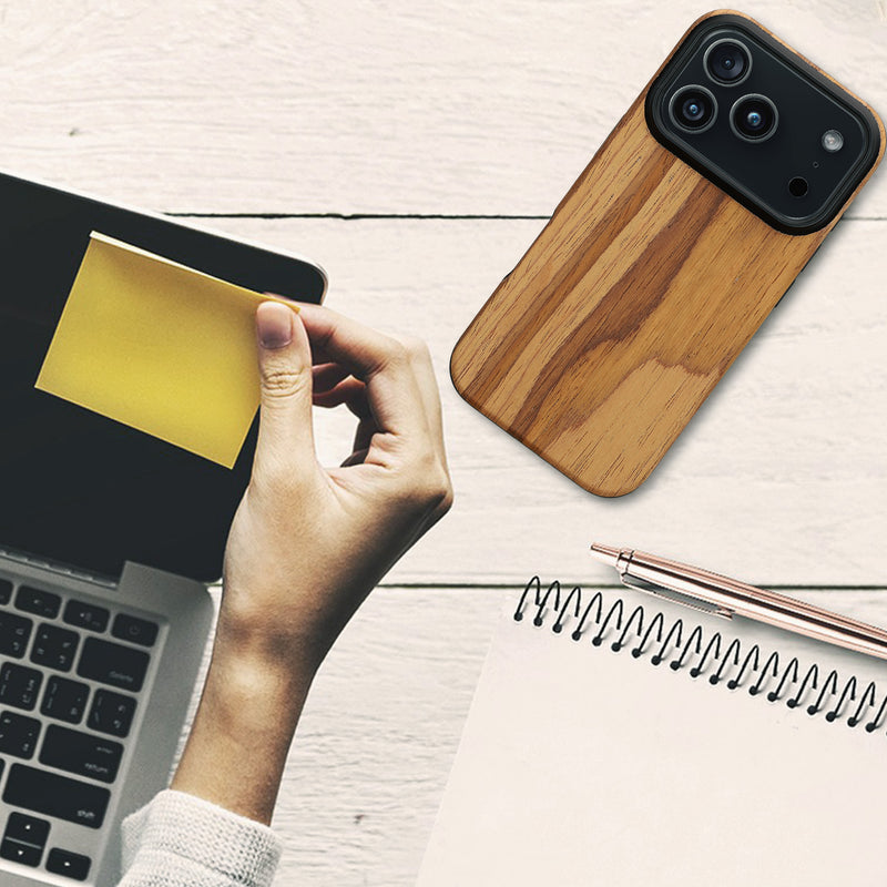 kwmobile Hülle kompatibel mit Apple iPhone 17 Pro - Handy Schutzhülle - Backcover Cover Holz Maserung