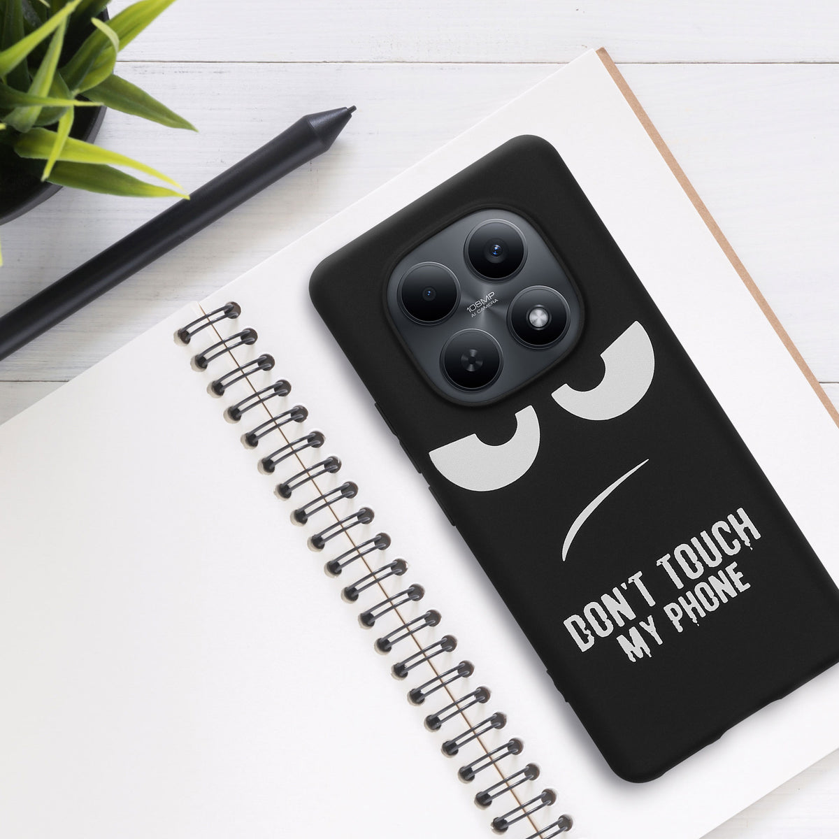 kwmobile Hülle kompatibel mit Xiaomi Redmi Note 15 4G / 5G / Poco M8 5G - Handyhülle Silikon Case - Don't touch my Phone Weiß Schwarz Weiß  [dsg01]