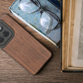 kwmobile Handyhülle für Motorola Edge 70 Fusion / Edge 70 Fusion+ Hülle Holz - Case mit TPU Bumper - Stoßfestes Hardcase - Schutzhülle Cover in Dunkelbraun Dunkelbraun