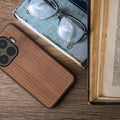 kwmobile Handyhülle für Xiaomi 17T Pro Hülle Holz - Case mit TPU Bumper - Stoßfestes Hardcase - Schutzhülle Cover in Dunkelbraun Dunkelbraun