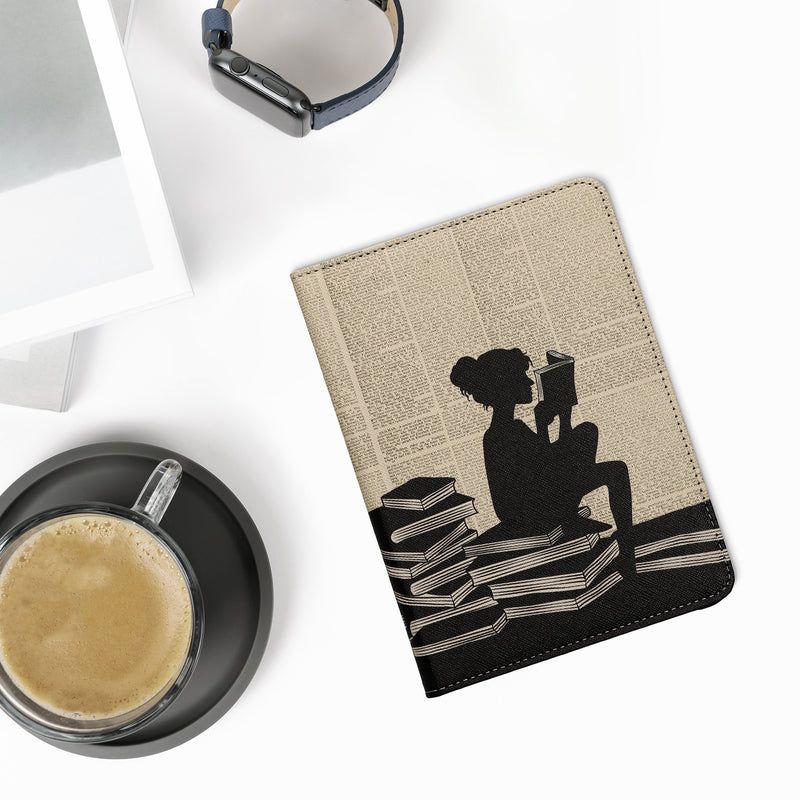 kwmobile Case for Amazon Kindle Paperwhite (2024)/Colorsoft Cover - eReader Flip Case with Hand Strap and Auto Sleep Function