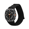 kwmobile Armband kompatibel mit Samsung Galaxy Watch Ultra 47mm - Nylon Fitnesstracker Sportarmband Band in Schwarz - Innenmaße von Schwarz