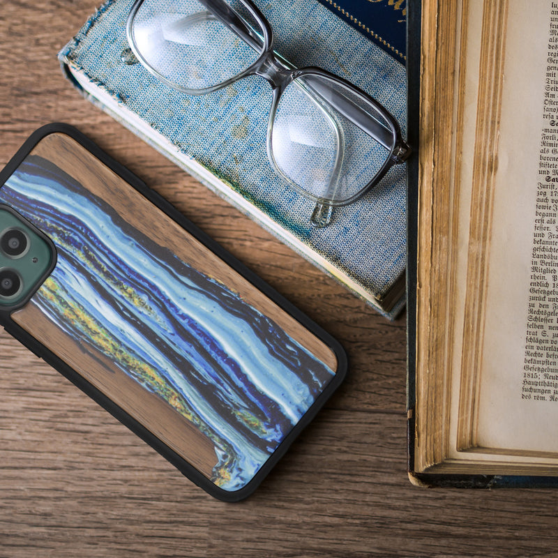 kwmobile Case Compatible with Apple iPhone 11 Pro Phone Cover TPU Compass Vintage