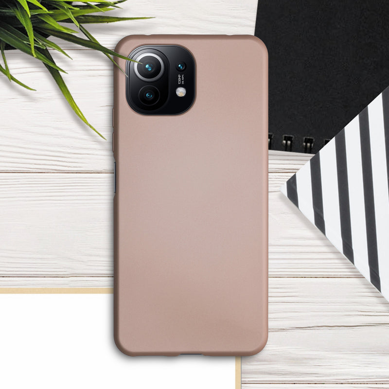 kwmobile Phone Case for Xiaomi 11 Lite (5G) NE / Mi 11 Lite (5G) - Metallic Shimmering Silicone Case - Protective Cover