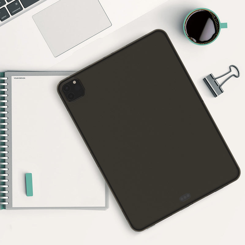kwmobile Case compatible with Apple iPad Air 11" (6th Gen 2024) / Air 4 / 5 / iPad Pro 11" (2020/2021/2022) Case - Soft Silicone Case Transparent - Tablet Cover