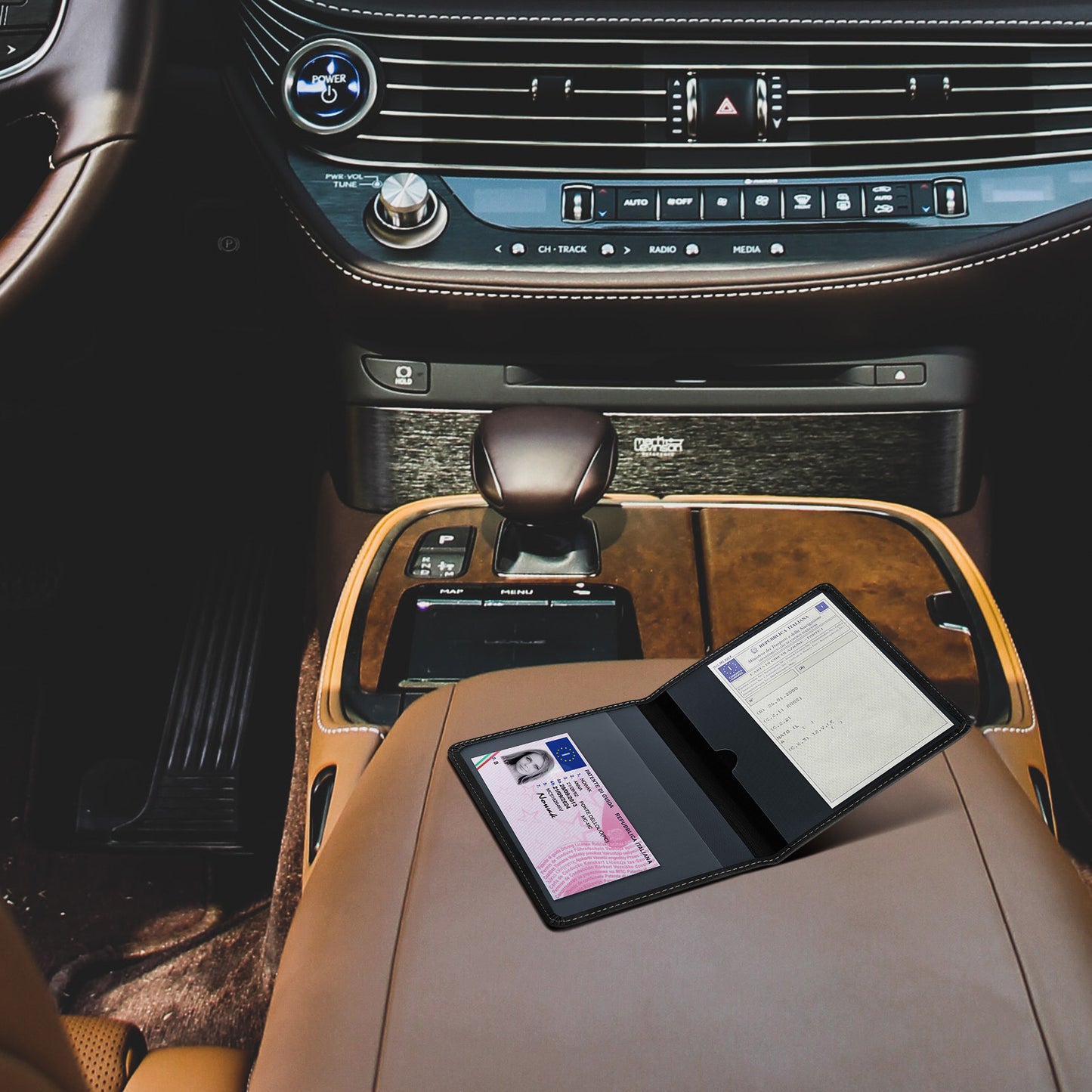 kwmobile Vehicle Registration Holder with Card Slots - Pouch for Italian Car Registration Document Driver's License