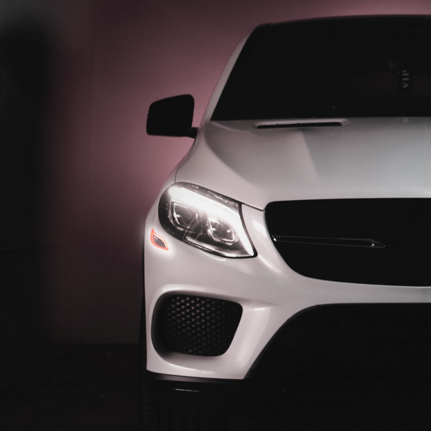 kwmobile Universal Car Bumper Sticker Bumper Protector Film Protective Film Protection Strip 10.5x3.4 cm