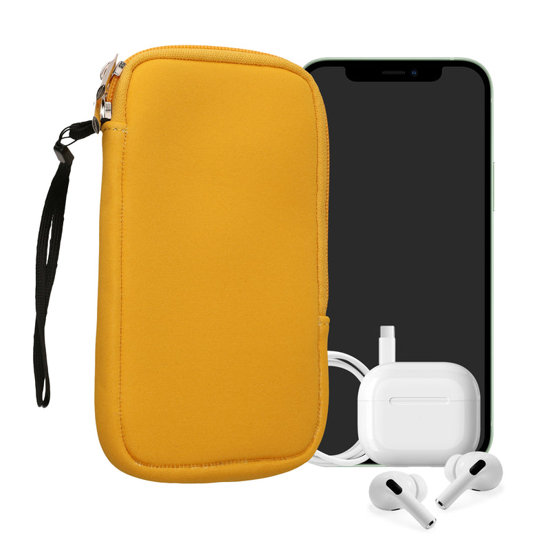 kwmobile Phone Pouch for Smartphones - 4.5" - Phone Bag 14.4 x 8.3 cm Inner Dimensions