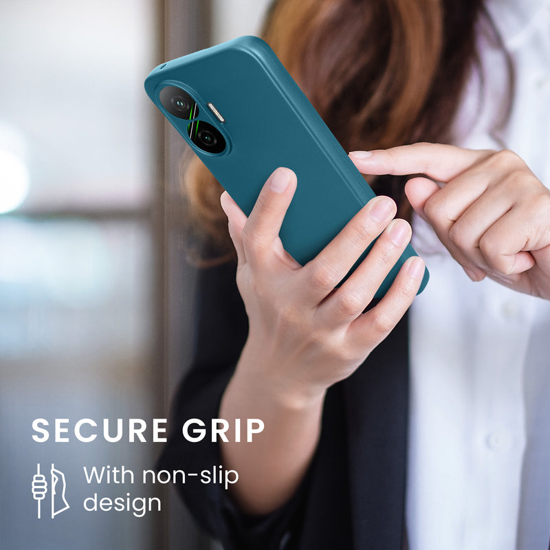 kwmobile Case for Xiaomi Poco F7 - Soft Silicone Cover Protective Case