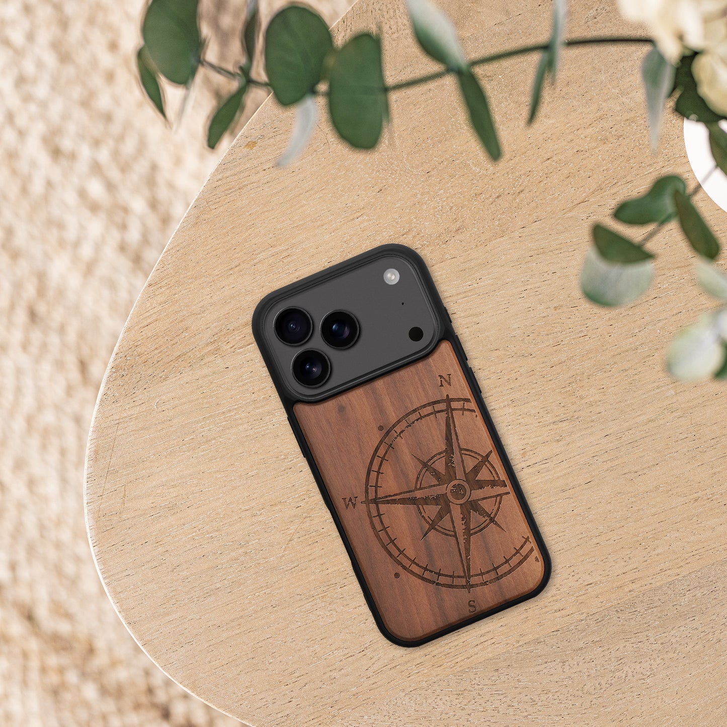 kwmobile Case Compatible with Apple iPhone 17 Pro Case - Phone Cover - TPU Compass Vintage