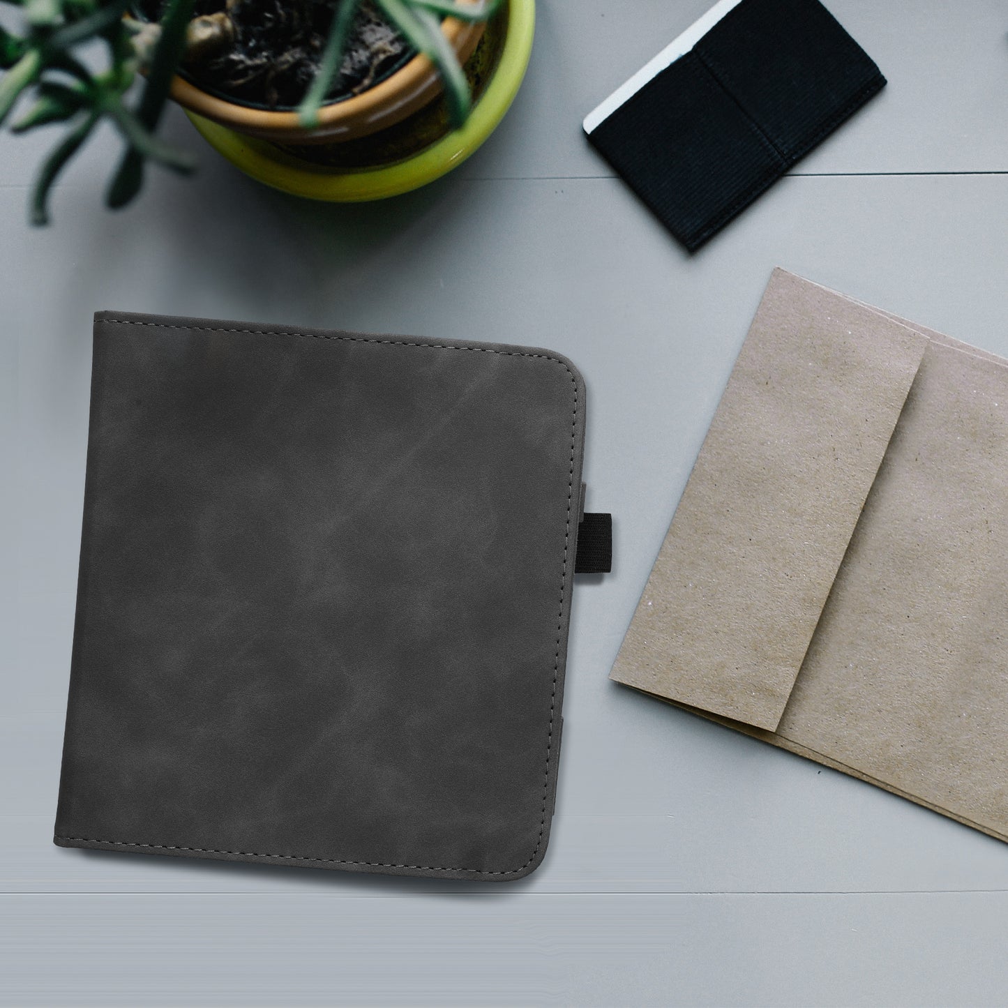 kwmobile Flip Case compatible with Kobo Kobo Libra Colour / Tolino Vision Color - Hand Strap - Cover