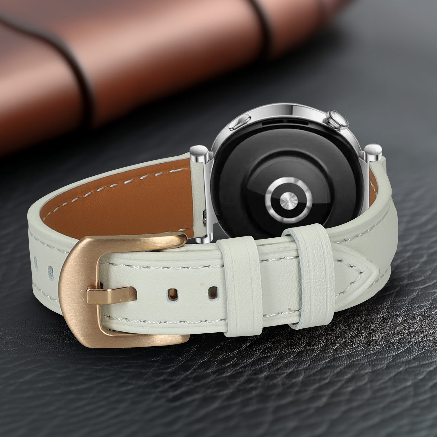 kwmobile Genuine Leather Watch Strap for Huawei Watch GT5 41mm / GT5 Pro 42mm / Watch GT4 41mm Strap Replacement Band for Fitness Tracker Replacement Strap Smartwatch