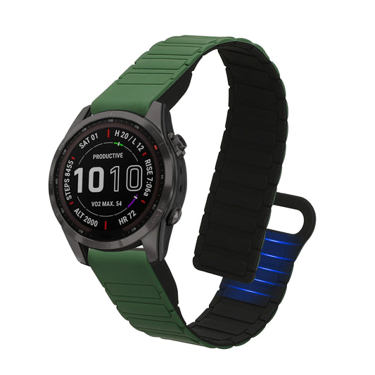 kwmobile Ersatzarmband kompatibel mit Garmin Fenix 8 43mm / Fenix 7S / 7S Pro / 7S Solor / Instinct 2S Armband - Fitnesstracker Silikon Band mit Magnetverschluss Dunkelgrün  [dsg02]