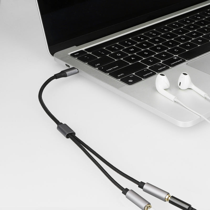 kwmobile USB C Headphone Splitter for USB C Headphones / Headset USB C Adapter - USB-C to Jack Audio Cable Splitter made of Nylon