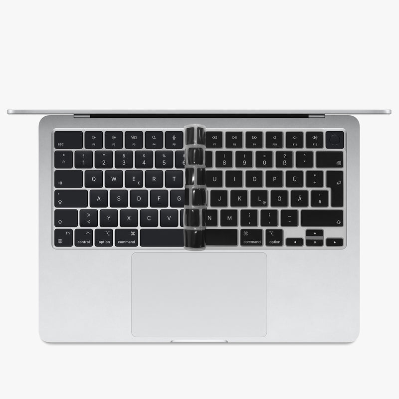 kwmobile Keyboard Protector for Apple Macbook Air 13.6 M3 2024 A3113 QWERTZ Keyboard Cover