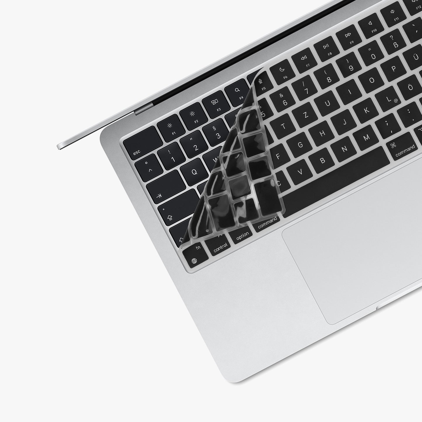 kwmobile Keyboard Protector for Apple Macbook Air 13.6 M3 2024 A3113 QWERTZ Keyboard Cover