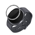 kwmobile Schutzring kompatibel mit Samsung Galaxy Watch 8 (44mm) Fitnesstracker - Bezel Ring Lünette in Silber Schwarz Silber  [dsg02]