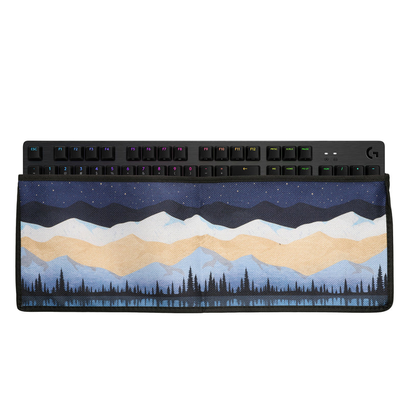 kwmobile Tastaturabdeckung Tastatur Hülle für Logitech G512/G513 Carbon Tactile/Linear/GX Blue - Abdeckung 48,4 x 15,4 cm Staubschutz - Keyboard Cover - Tastaturschutz Schutzhülle Weiß  [dsg02]